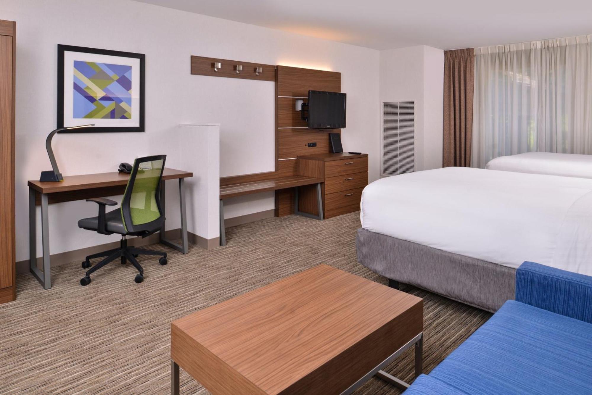 Holiday Inn Express & Suites Lacey - Olympia By Ihg Экстерьер фото