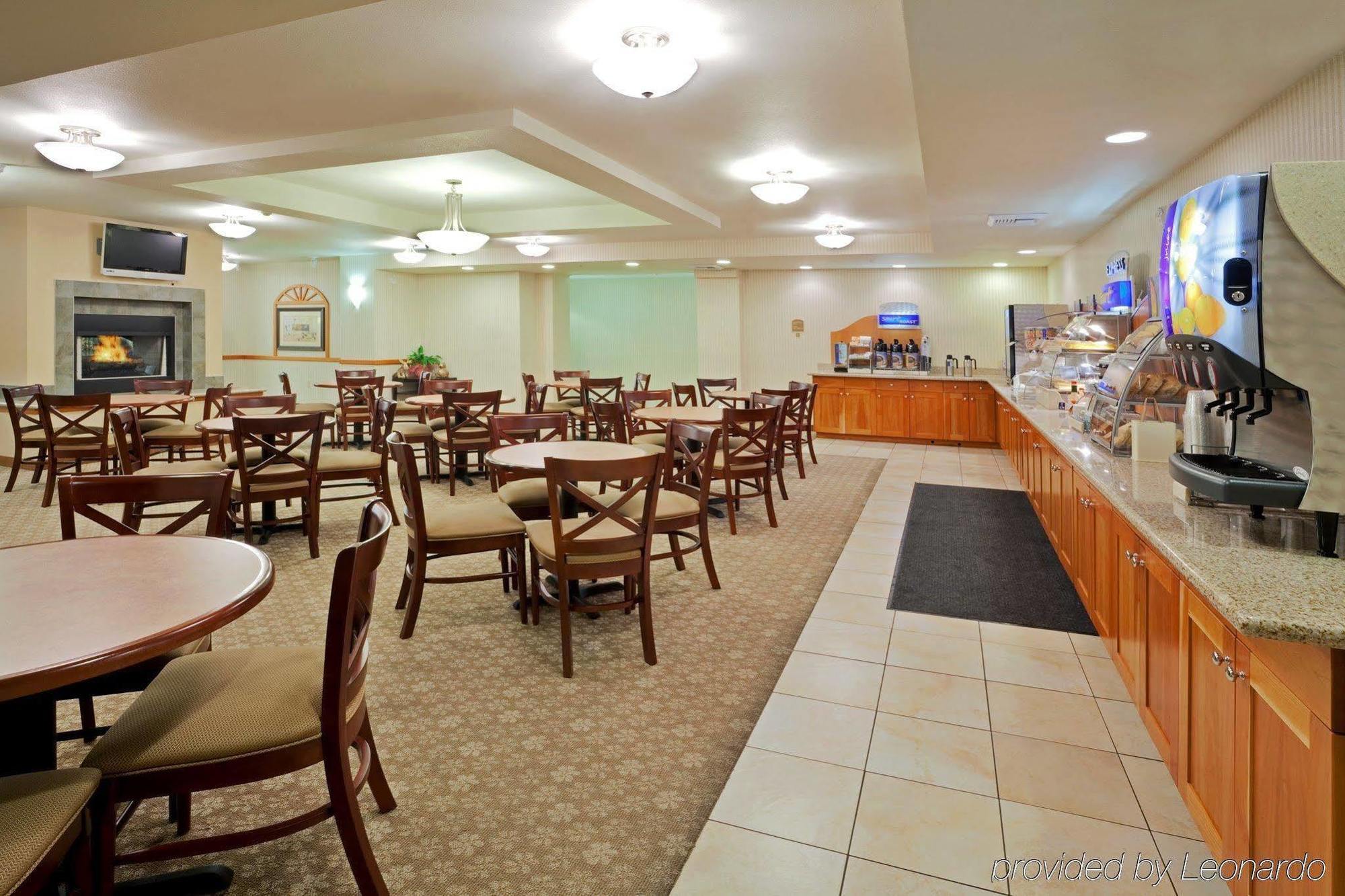 Holiday Inn Express & Suites Lacey - Olympia By Ihg Экстерьер фото